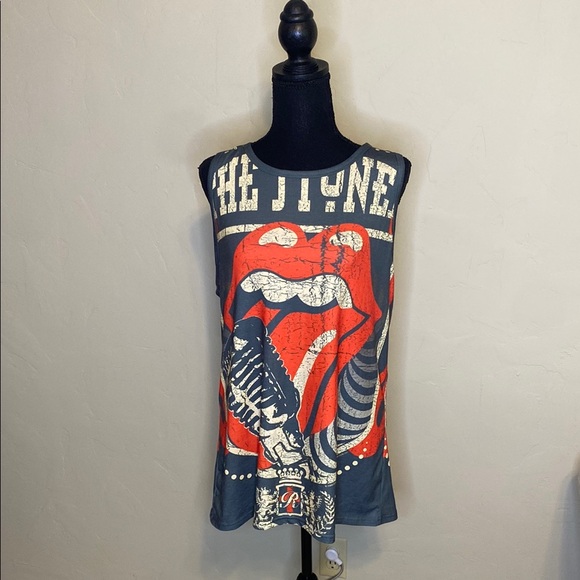 COPY - Rolling Stones Tattoo Sleeveless Tank - Picture 2 of 4